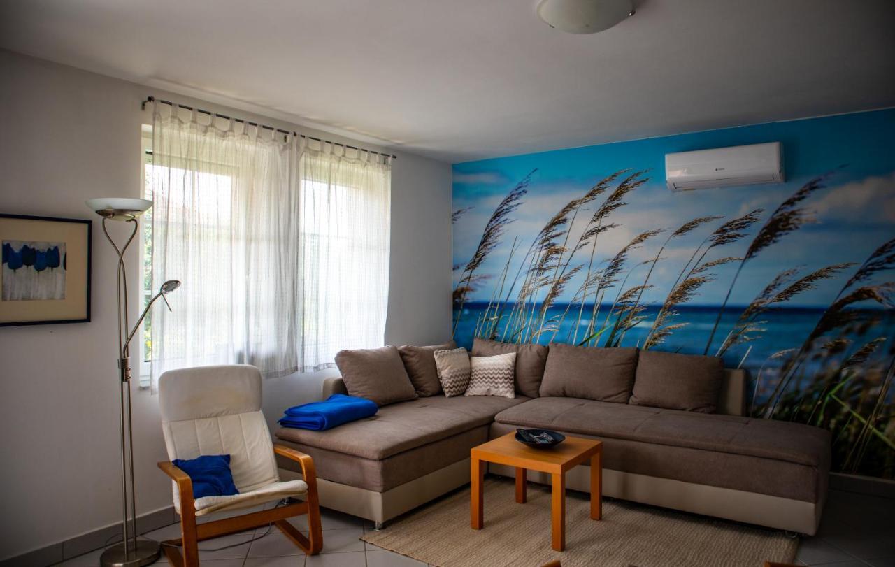 Nefelejcs Apartmanhaz Gyenesdias Bagian luar foto