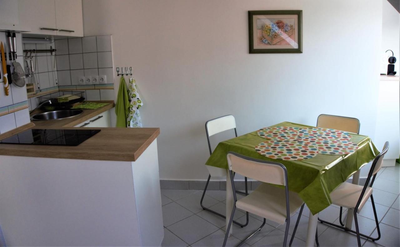 Nefelejcs Apartmanhaz Gyenesdias Bagian luar foto