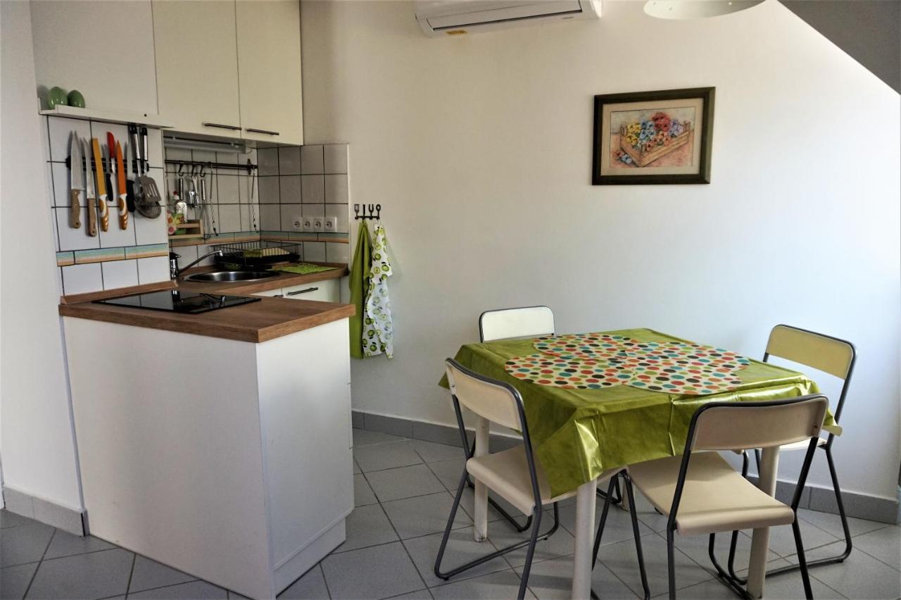Nefelejcs Apartmanhaz Gyenesdias Bagian luar foto