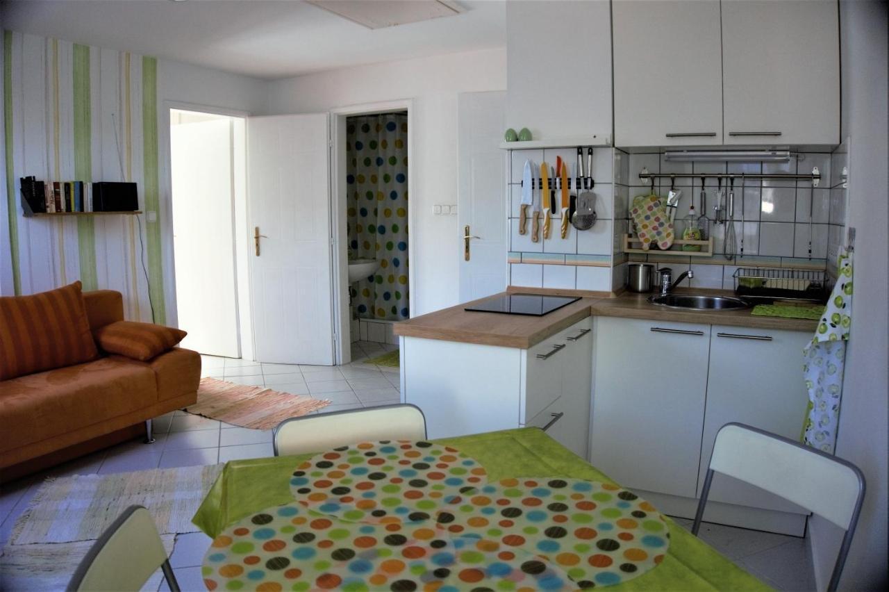 Nefelejcs Apartmanhaz Gyenesdias Bagian luar foto