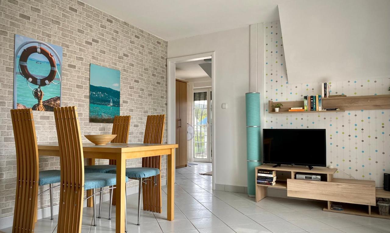 Nefelejcs Apartmanhaz Gyenesdias Bagian luar foto