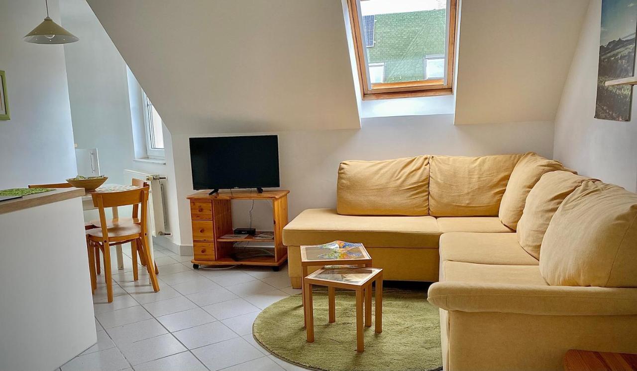 Nefelejcs Apartmanhaz Gyenesdias Bagian luar foto