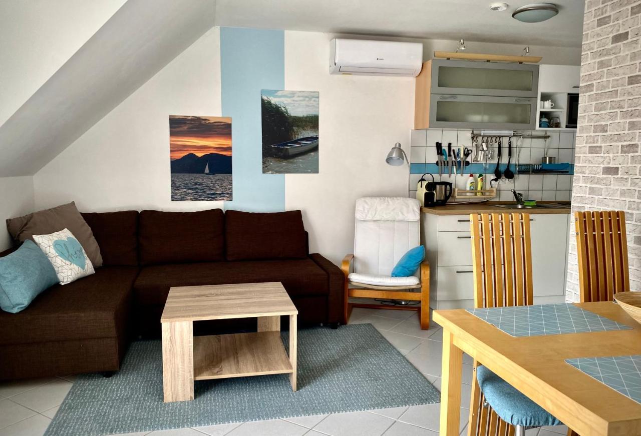 Nefelejcs Apartmanhaz Gyenesdias Bagian luar foto